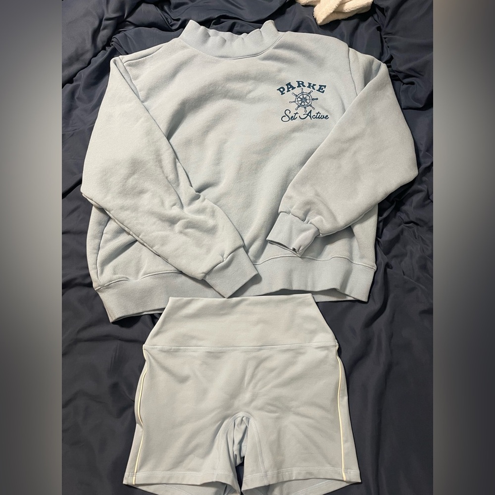 ✨PARKE X Set Active✨ Set in EUC